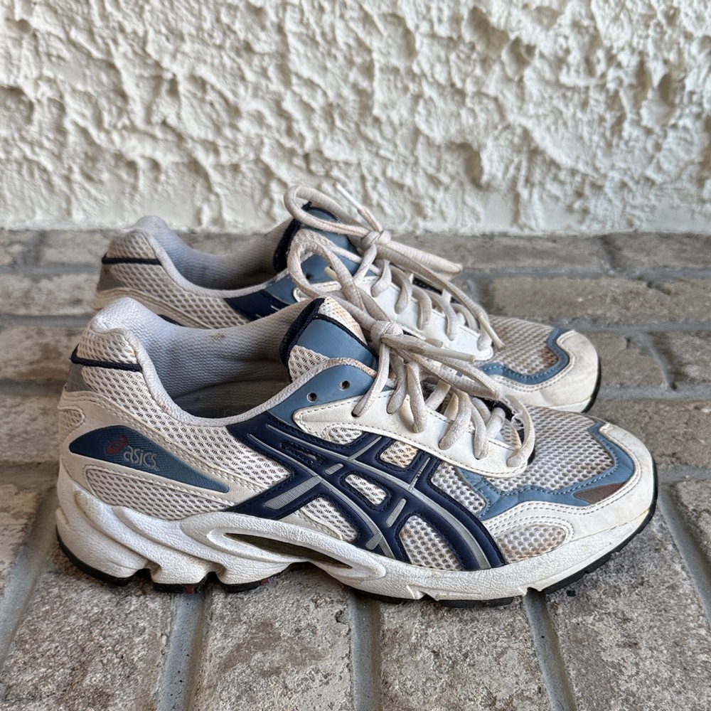 Y2K ASICS GT-2070